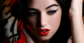 Tips and Tricks: Classic Pinup Makeup